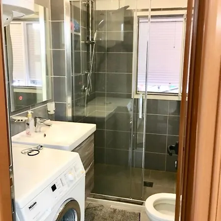 דירה Art_apartment 2 טיראנה